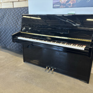 Used Boston Upright UP-118C